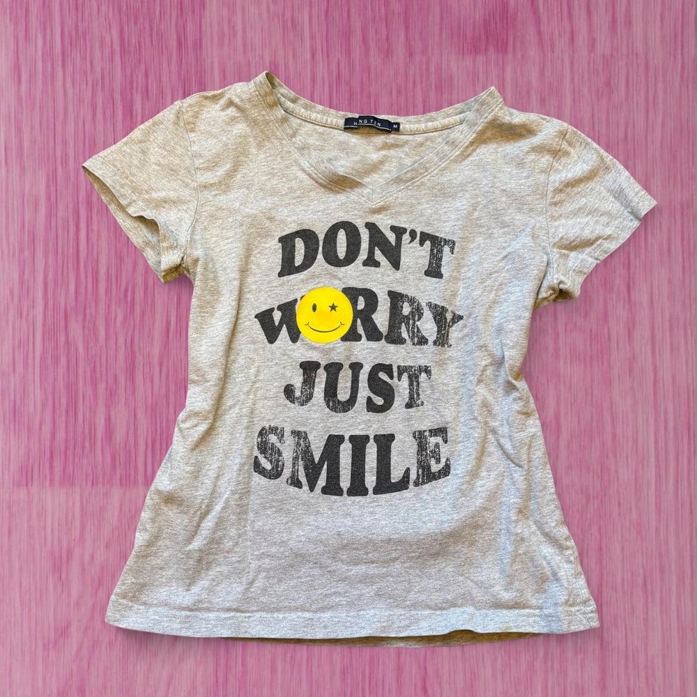 grey don't worry just smile baby tee
